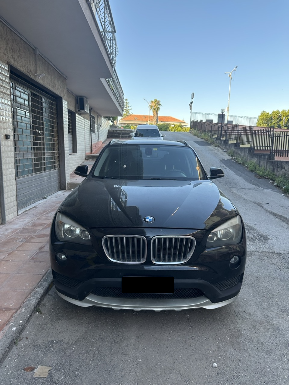 Autovettura, marca BMW, modello X1