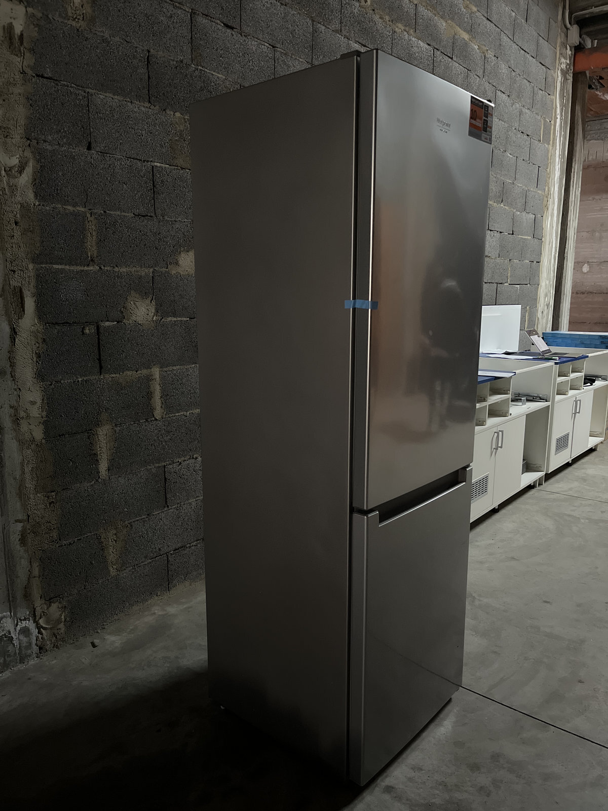ariston_hotpoint_l19_3.jpeg