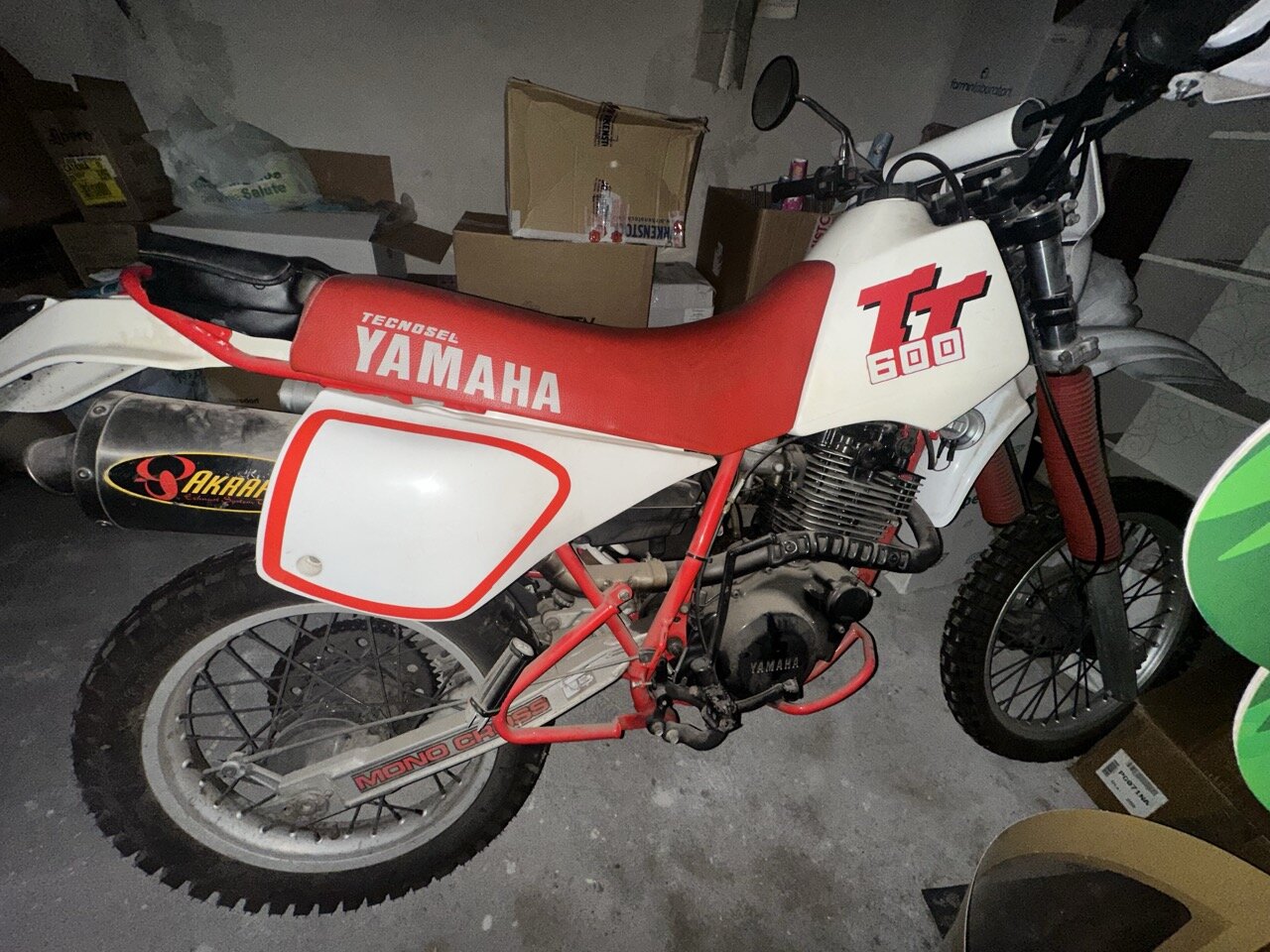 Motoveicolo, marca Yamaha, modello TT 600