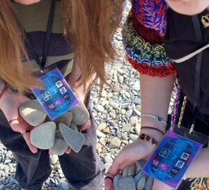 i pass per entrare nella sala underground