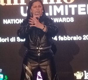paola del bello durante la sua esibizione ad unlimited