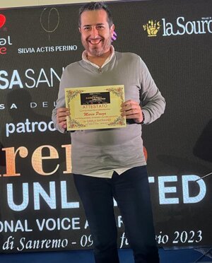 marco panza che ritira l'attestato