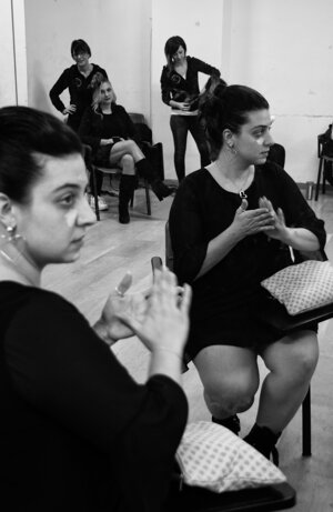 benedetta paria durante il trucco