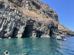 83bd86f2-a0e7-4e60-86e7-2f73e83ee29a