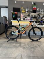 megamo-track-buff-megamo