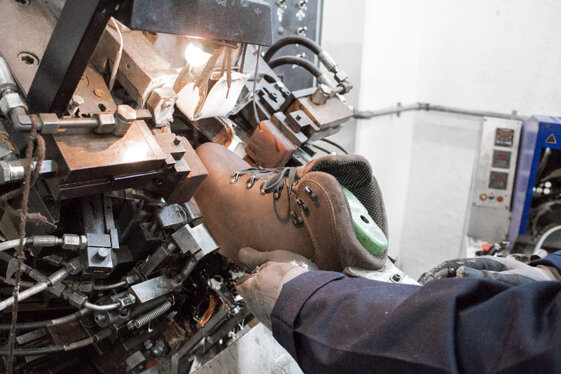 cfc99709-d9f2-49be-8b5d-00b457e2dda5