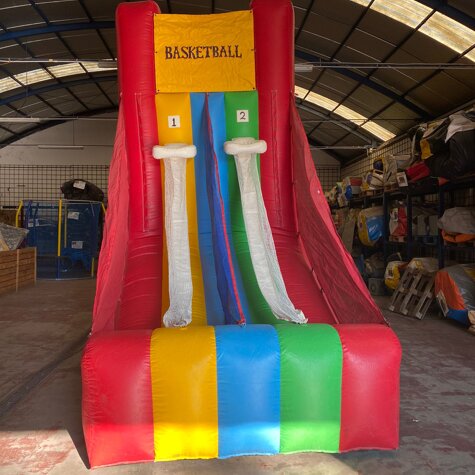 basketball due postazioni da tiro per la gara dai 2 punti. adatto alle feste sportive o le sagre paesane