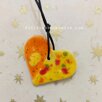 cuore arancio e giallo realizzato con smalti a cristallo