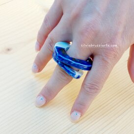 Modellazione e decorazione di ciondoli, collane, orecchini, anelli ecc...