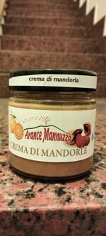 crema-alla-mandorla-220g