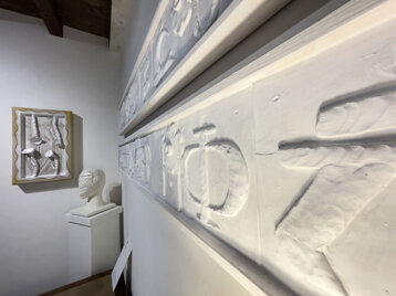 8ddadebf-3a18-40aa-980f-69d8f3dc6389