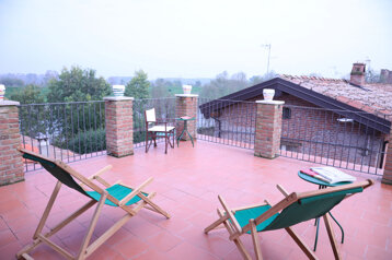 4fc776b2-41a8-48ba-9c4d-488389388d36