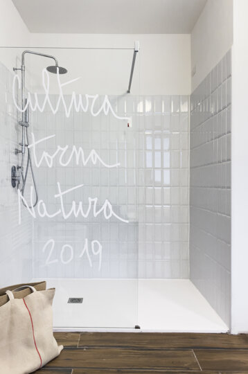 30c42af5-e2da-4443-944b-bac91e7a9ab0