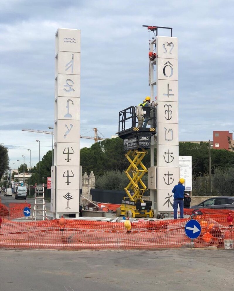 2261a6d5-f327-4092-b533-5d54afe20adc