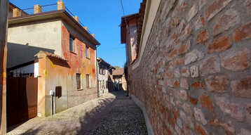 7350fd83-6da9-4a9e-951d-b45bcb840f1d