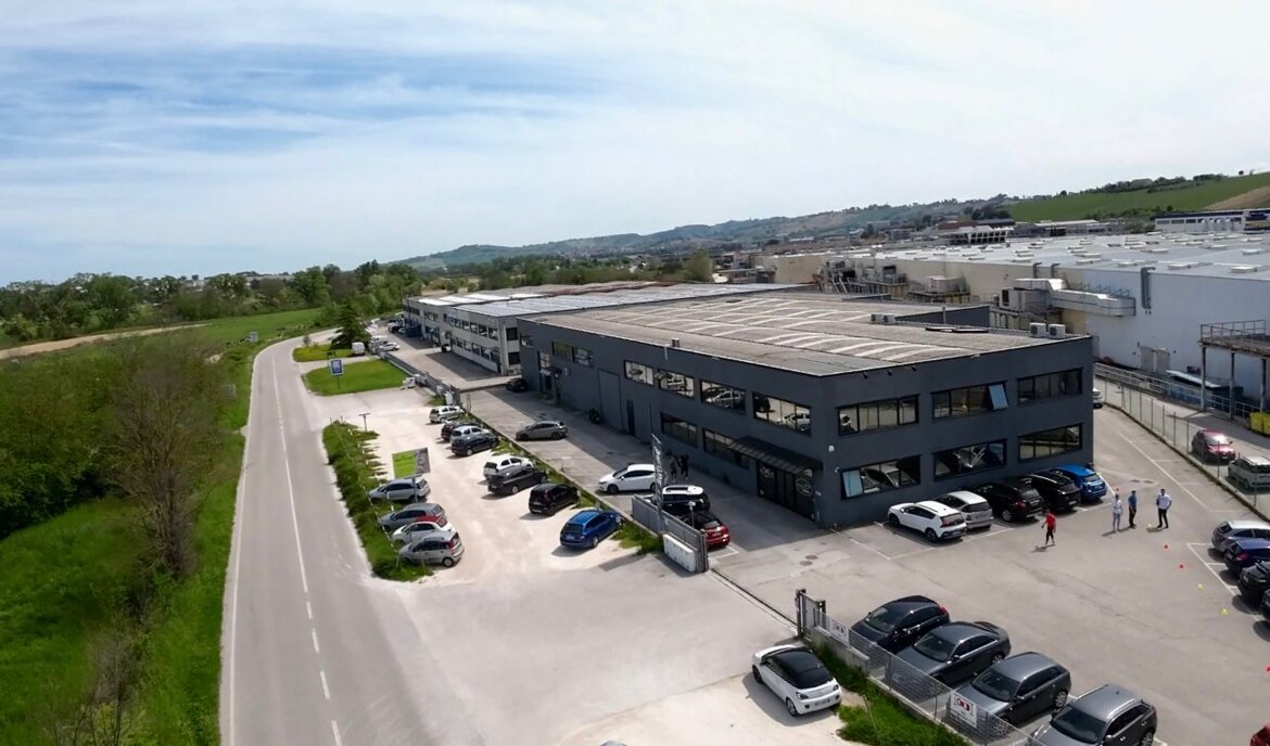 0a59b363-eb03-42f9-a101-c7db4119d51e