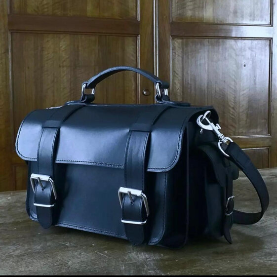 d13384db-007f-4e14-b987-98f5bf25b61b d13384db-007f-4e14-b987-98f5bf25b61b