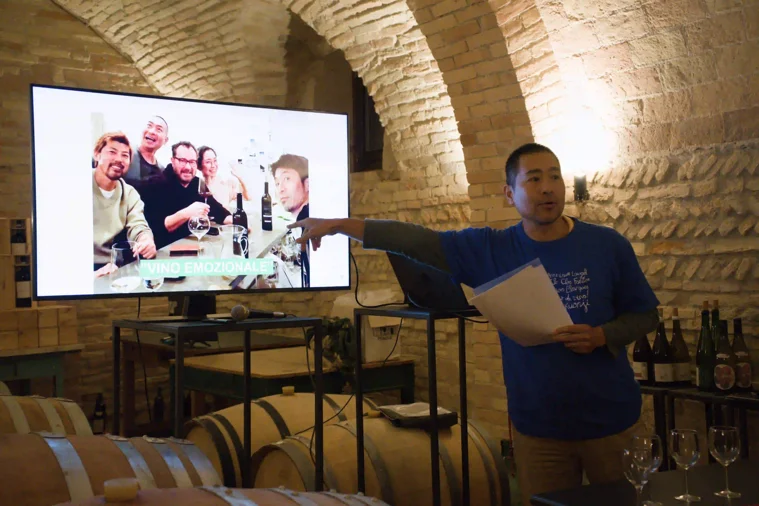 62bb8727-0560-4a9d-9941-593a0934ec26