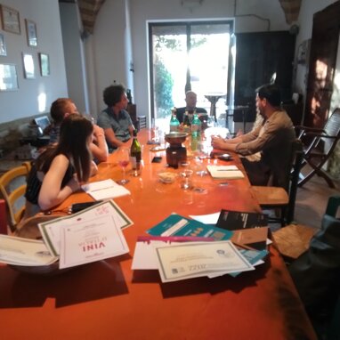 dc09d89b-5212-487b-8f35-97ca17ce0a80