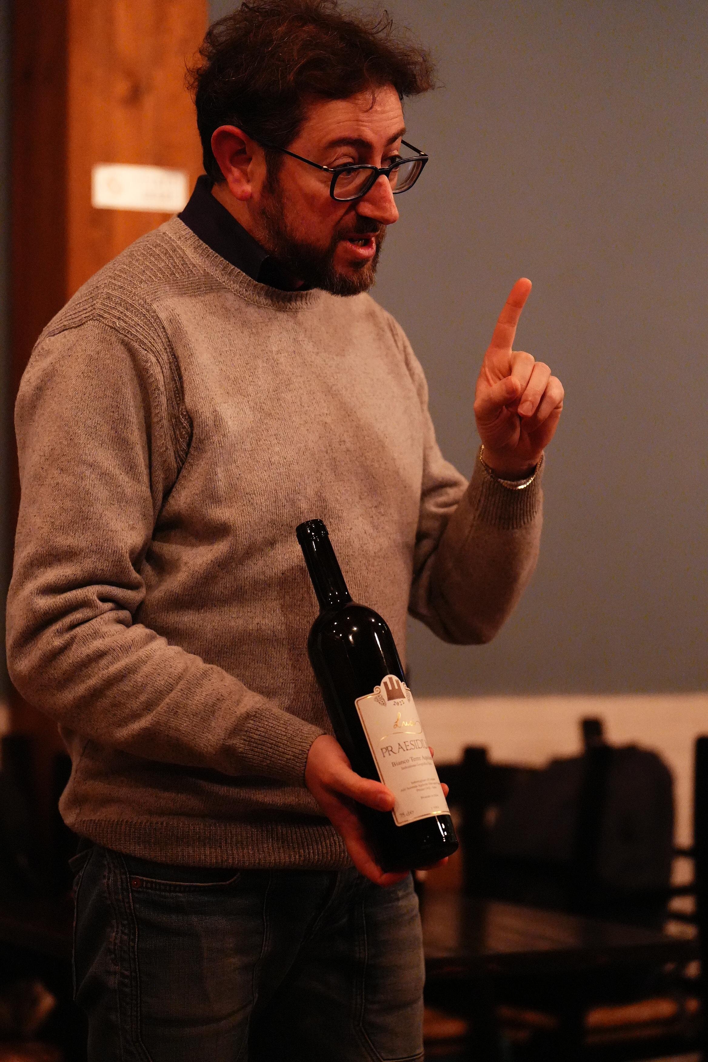 5e82e00a-818b-4377-b19e-053edd15e775.jpg 5e82e00a-818b-4377-b19e-053edd15e775.jpg