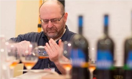 9c45b472-4828-4347-bad8-6adbccdd825b