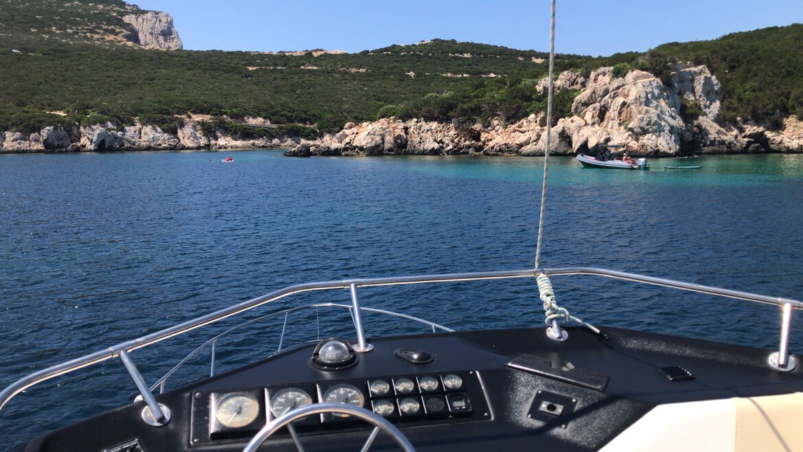 04330ce9-01b6-4cf0-b883-d37b18bd0f08 04330ce9-01b6-4cf0-b883-d37b18bd0f08