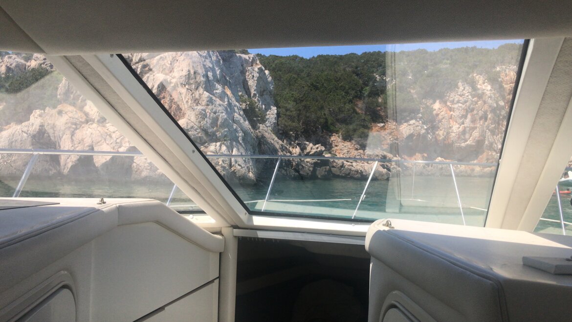 c6eb35f3-9501-40dd-a7ae-ad07cac418fc