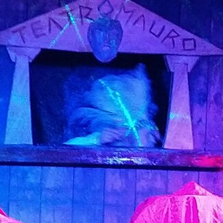 IL TEATRO è DEDICATO al GRANDE MAURO