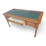 scrivania-con-piano-in-cuoio-verde