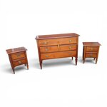 trittico-como-e-comodini-stile-luigi-sedici-artigianali-realizzati-in-noce
