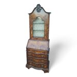 raffinato-trumeau-veneto-lastronato-a-mano-con-pregiata-radica-ferrarese-di-noce