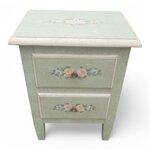 trittico-como-e-comodini-provenzali-dipinti-su-verde-salvia