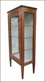 vetrina-maggiolini-1-porta-intarsiata-in-ciliegio