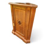 angoliera-cantonale-bassa-intarsiata