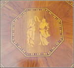 tavolino-sorrentino-intarsiato-con-piano-ottagonale-e-gamba-tornita