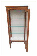 vetrina-maggiolini-1-porta-intarsiata-in-ciliegio