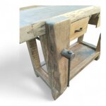 banco-da-falegname-e-lavoro-con-morsa-vecchia