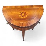 piccola-consolle-da-ingresso-demilune-con-intarsio