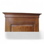 armadio-classico-una-porta-stile-antico