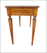 scrittoio-maggiolini-intarsiato-e-lastronato-a-mano