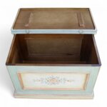 baule-cassapanca-dipinta-in-stile-veneziano