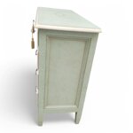 trittico-como-e-comodini-provenzali-dipinti-su-verde-salvia