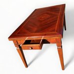 tavolo-artigianale-allungabile-con-intarsio-centrale
