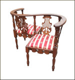 divanetto-2-posti-vis-a-vis-in-noce