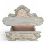 panca-con-schienale-sagomato-dipinta-a-mano