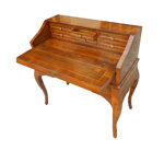 scrittoio-ribalta-lastronata-a-mano-in-stile-700-veneto-noce