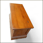 raffinata-cassapanca-con-intarsio-in-ciliegio