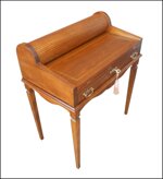 scrittoio-da-camera-con-serrandina-a-rullo-e-piano-in-pelle