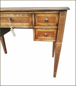 scrittoio-classico-artigianale-da-centro-con-piano-intarsiato