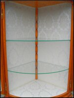 angoliera-bassa-bombata-stile-direttorio-con-vetro-bombato